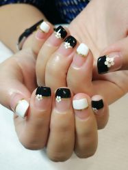 -摩睫+皮肤管理·科学美容中心