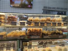 -白玉兰食品甜凤店(合生汇店)