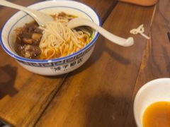 -矮子粉店1985·长沙米粉(湘春路店)