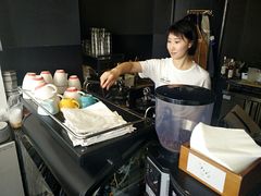 -UNI UNI(环亚凯瑟琳店)