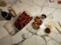 -沪小胖小龙虾(淮海中路旗舰店)