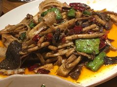 -十三式重庆江湖菜(金茂览秀城店)