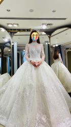 -LA GRACE高端婚纱礼服定制馆