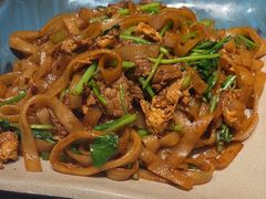 -潮界(LU·ONE凯德晶萃广场店)