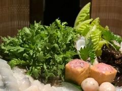 茼蒿-余欢领鲜火锅(新街口店)