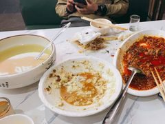 -洪平血旺椒麻鸡雅鱼饭店(熊猫大道店)