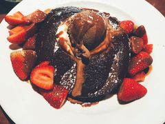 -12 Rocks Beach Bar Cafe