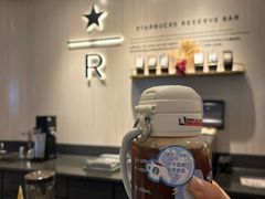 -星巴克臻选(北京银泰店)