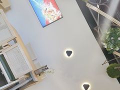 -臻鲜燕海鲜融合餐厅(金陵style店)