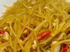 酸辣土豆丝-松花湖水饺(新濠天地店)