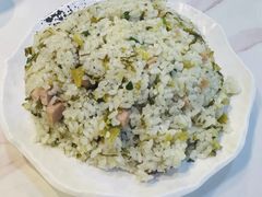 -德林酸菜鱼火锅(南丹店)