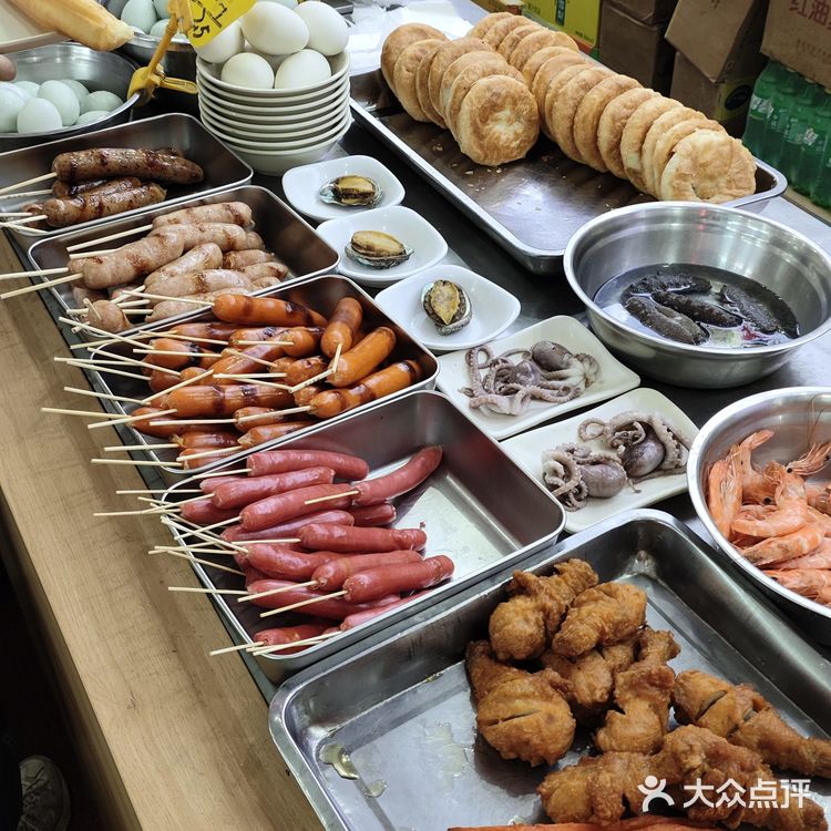 青岛大姑娘在蓬莱吃早饭,8元吃撑!