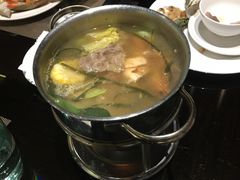 -大中华希尔顿酒店-念自助餐·嗨啤·小龙虾
