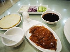 -大鸭梨烤鸭店(金顶街店)