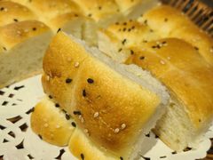 面包-Mevlana梅夫娜土耳其餐厅·清真