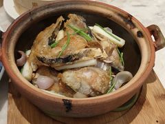 葱姜啫鱼头-香港百合居(LCM置汇旭辉广场店)