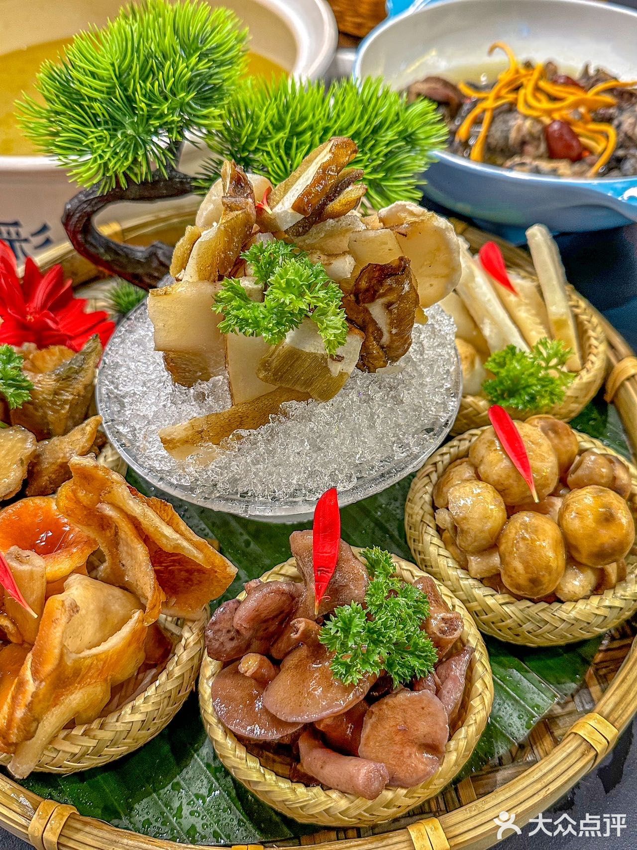 不开玩笑…昆明的冬天吃菌汤真的暖乎乎！ 
