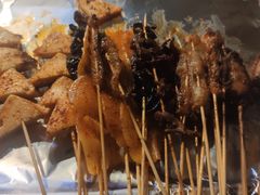 -何师烧烤·香辣蟹·川菜·30年老品牌(太古里旗舰店)