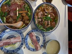 -镇南锅盖面馆(解放路店)