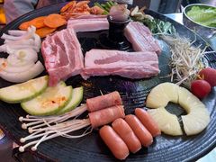 -豚豚家돈돈가韩国锅盖烤肉(新北万达店)