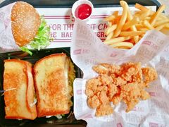 -The Habit Burger Grill 哈比特汉堡(复兴soho店)