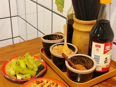 -矮子粉店1985·长沙米粉(湘春路店)