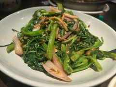 -大头虾越式风味餐厅(光明广场店)