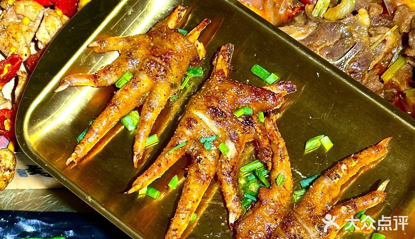 被2.9r羊肉串香迷糊了‼️ 还有羊蝎子火锅🐑
