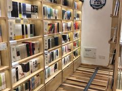 -猫的天空之城概念书店(印象城购物中心店)