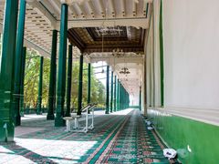 -艾提尕尔清真寺