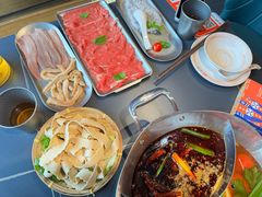 -由衷贵州酸汤牛肉火锅(新桥店)