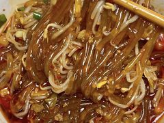 -牵人麻辣粉(粉巷店)