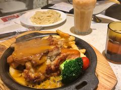 铁板鸡扒-香港新发烧腊茶餐厅(书城店)