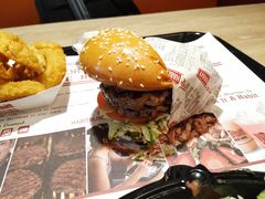 -The Habit Burger Grill 哈比特汉堡(复兴soho店)