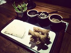 烙馍卷馓子-嘚味徐州烧烤特色菜