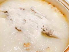 酸萝卜老鸭锅-gleeglee乐溢亦茶(合生汇店)