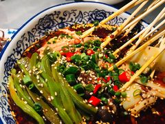钵钵鸡-探鱼·鲜青椒爽麻烤鱼(银泰城店)