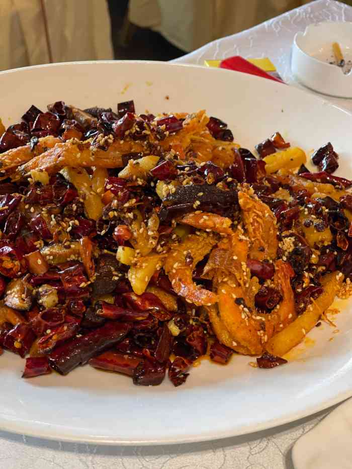 蜀都酒楼(开发区二店)-"[服务铃]服务:服务特别好,从选菜到吃.