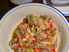 -洞庭土菜小炒馆(易发广场店)