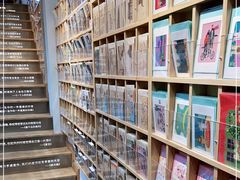 -猫的天空之城概念书店(苏州平江店)