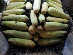 -石头乡焖烤香味玉米