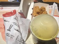 焦糖芝士厚蛋糕风味奶茶-肯德基(学院路店)