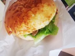 -必胜客(砂之船中东奥莱店)