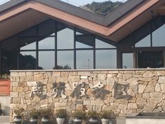 -慈城服务区-停车场