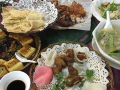 -荷香居(洞企石路店)