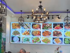 -梁姐啤酒鱼(兴坪古镇店)