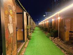 -冰冰龙虾·江湖菜·花园江景餐厅