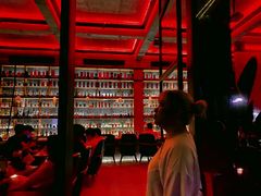 -饮湖威士忌鸡尾酒吧