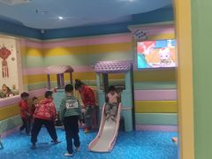 -绿岛港轩海鲜烤肉涮锅自助餐厅