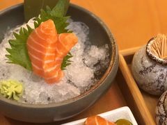 三文鱼刺身-坂吉屋·居酒屋深夜食堂(龙湖店)